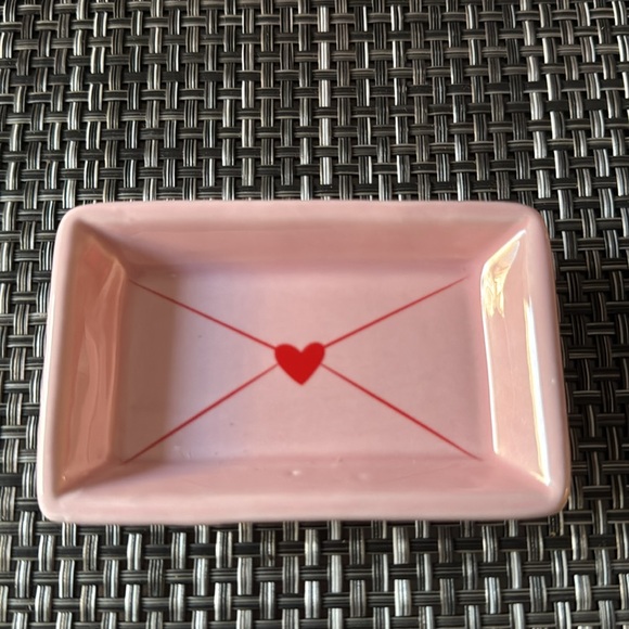 Valentine's Day Beautiful Ceramic Pink Houses & Ceramic Trinket Dish. New. - Picture 10 of 12